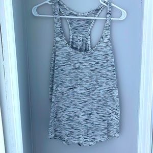 Lululemon tie back tank size 8